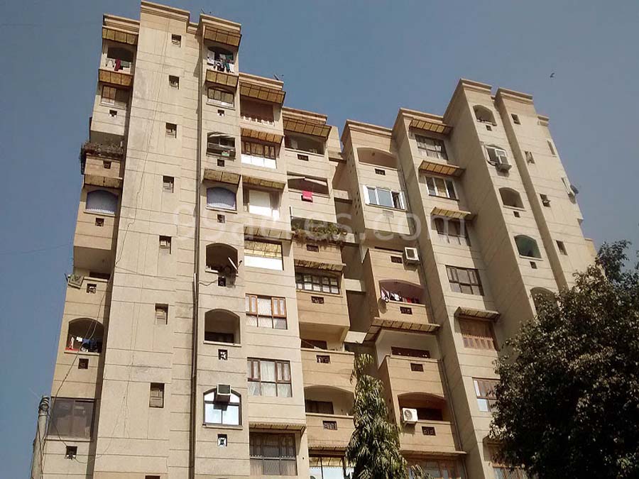 Sector 12, plot 22, Highland Towers (Bharat Jagariti) Apartment